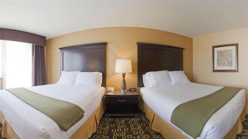 Hotel Express & Woodland Hills By Ihg Los Angeles