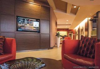 Hotel Express & Woodland Hills By Ihg