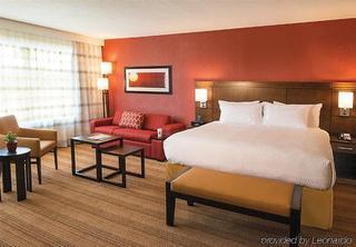 Hotel Express & Woodland Hills By Ihg Los Angeles